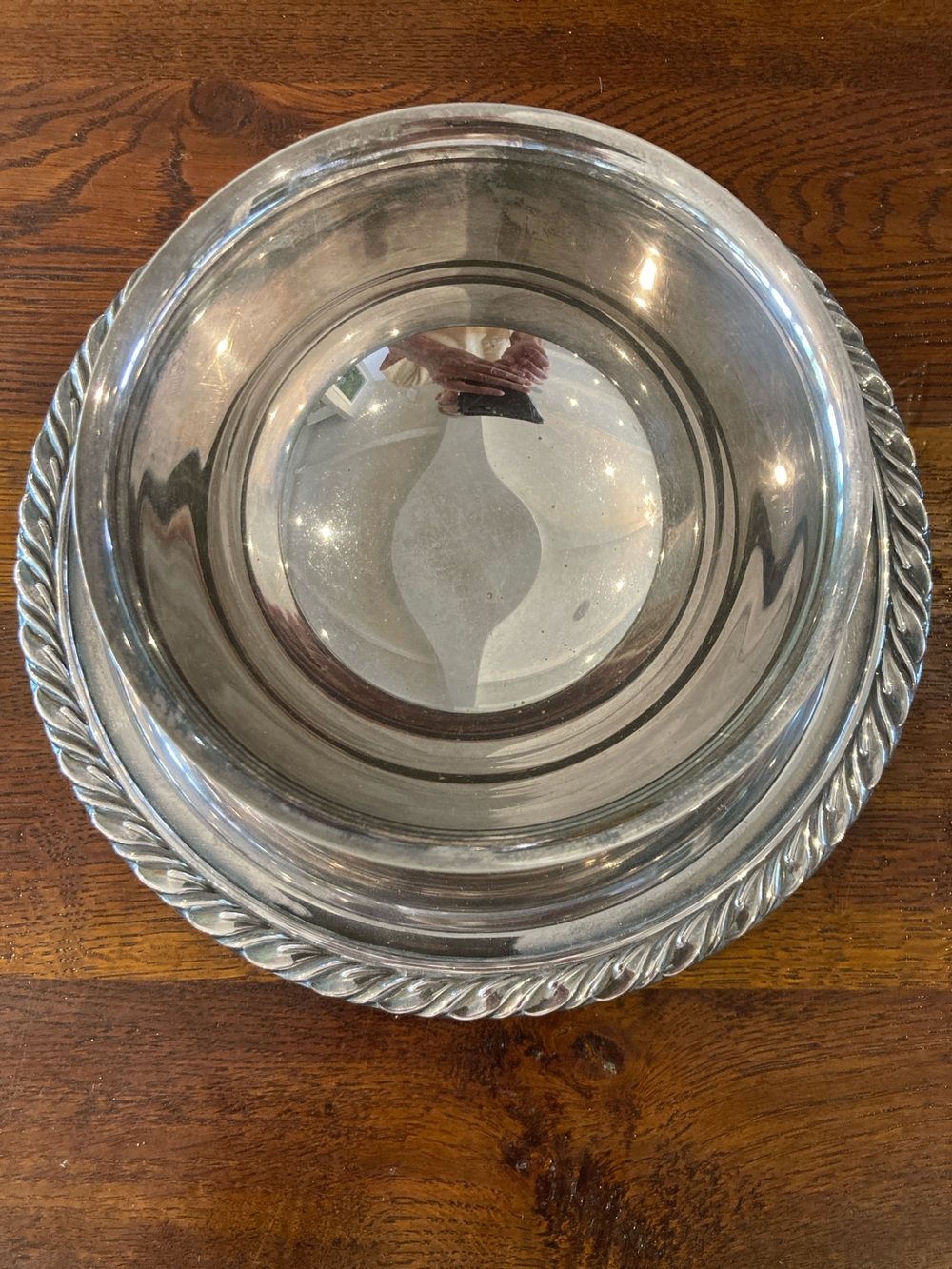 Silver-Tone Decorative Serving Bowl with Twisted Rope Edge